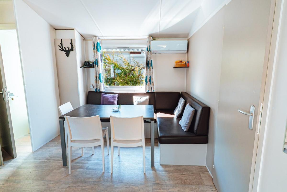Bungalow 3 Chambres Pour 6 Pers Avec Climatisation Camping 3 Etoiles Самоен Экстерьер фото