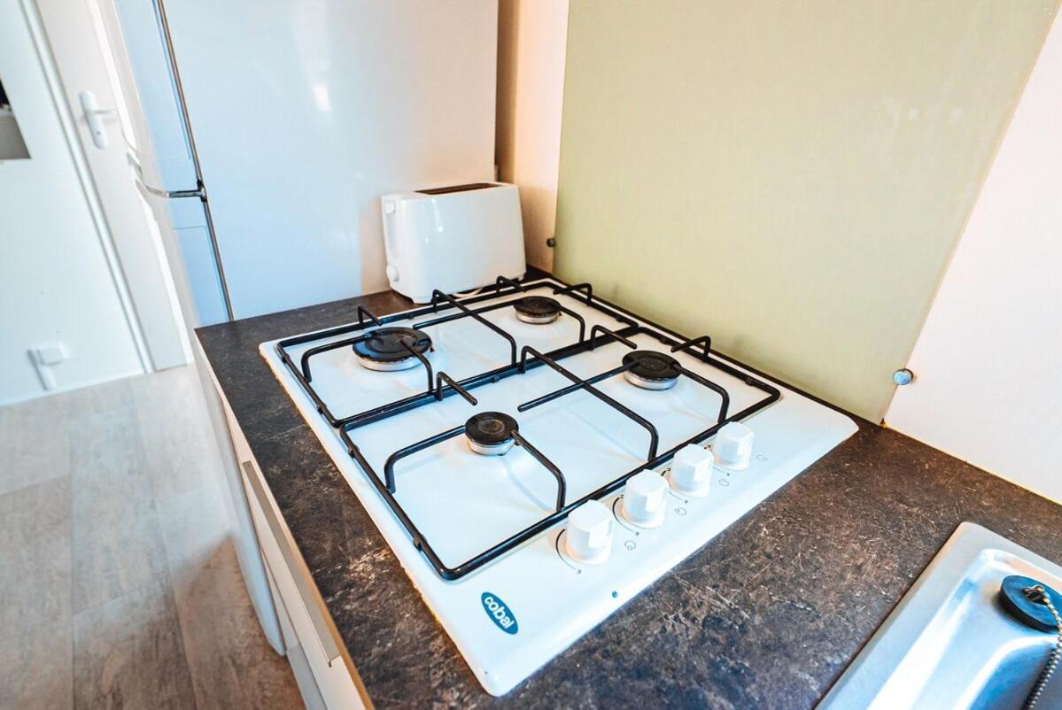 Bungalow 3 Chambres Pour 6 Pers Avec Climatisation Camping 3 Etoiles Самоен Экстерьер фото